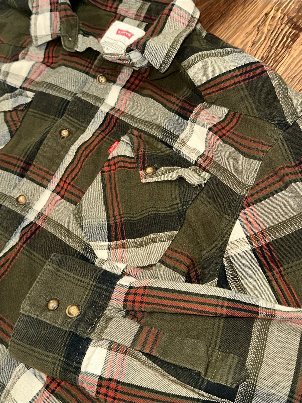 Levi'sTeen Green Plaid Button-Up Shirt-Large
